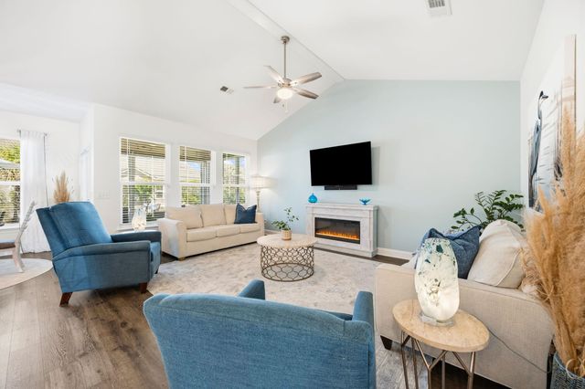 1822 Parish Way, Myrtle Beach, SC 29577
