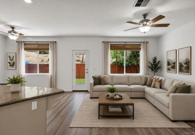8772 Glen Vista Way, Santee, CA 92071
