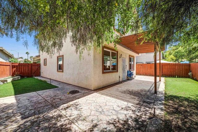 8772 Glen Vista Way, Santee, CA 92071