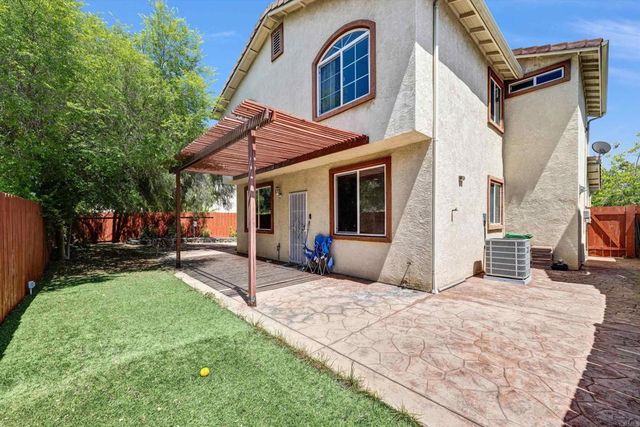 8772 Glen Vista Way, Santee, CA 92071