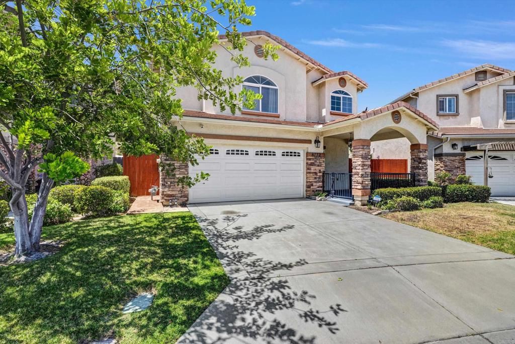 8772 Glen Vista Way, Santee, CA 92071