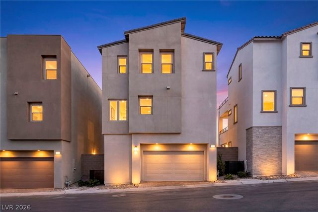 11512 Fleet Wing Avenue, Las Vegas, NV 89138