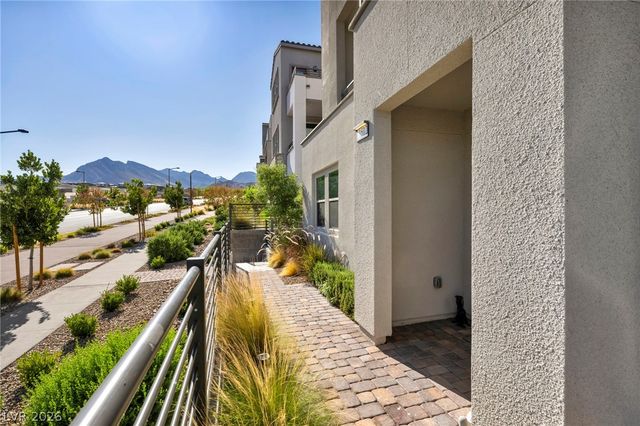 11512 Fleet Wing Avenue, Las Vegas, NV 89138