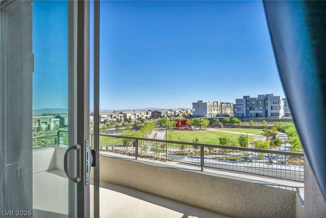 11512 Fleet Wing Avenue, Las Vegas, NV 89138