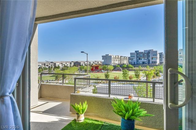 11512 Fleet Wing Avenue, Las Vegas, NV 89138