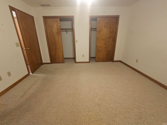 302 E Lewis Lane, Spencer, IN 47460