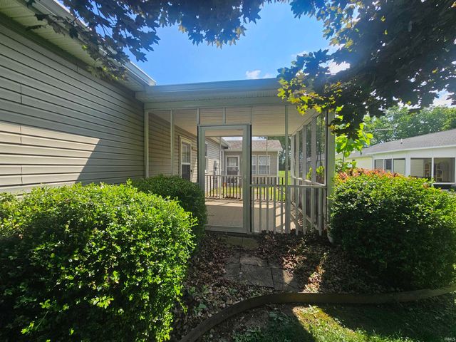 302 E Lewis Lane, Spencer, IN 47460