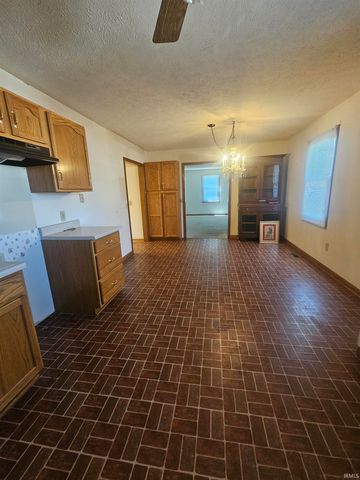 302 E Lewis Lane, Spencer, IN 47460