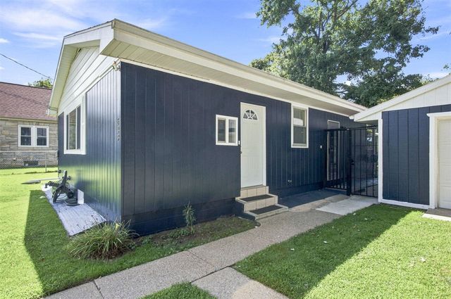 609 S Mechanic Street, Berrien Springs, MI 49103