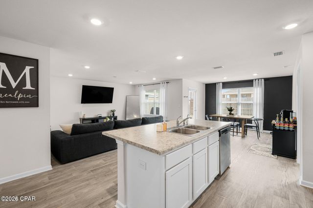 4000 Millicent Lane, Panama City, FL 32404