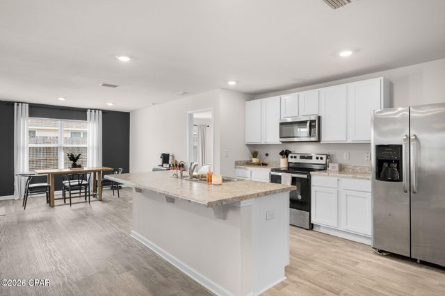 4000 Millicent Lane, Panama City, FL 32404