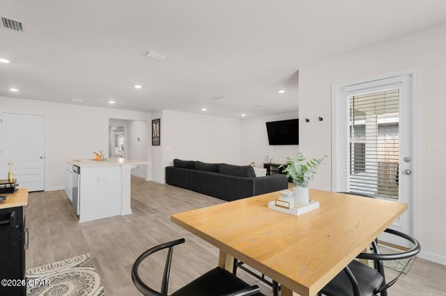 4000 Millicent Lane, Panama City, FL 32404