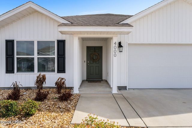 4000 Millicent Lane, Panama City, FL 32404