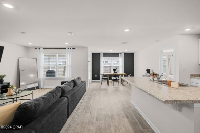 4000 Millicent Lane, Panama City, FL 32404