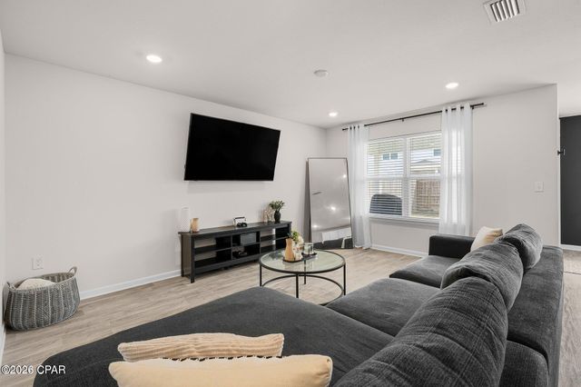 4000 Millicent Lane, Panama City, FL 32404