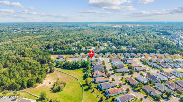 48 Dante Drive, Manchester, NJ 08759