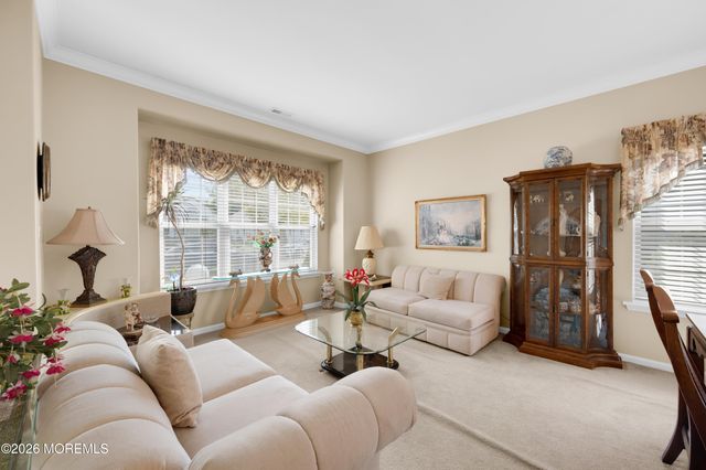 48 Dante Drive, Manchester, NJ 08759