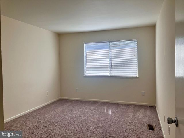 1601 MALIBU PL, Newport News, VA 23608