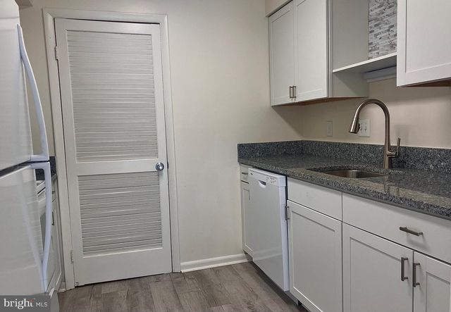 1601 MALIBU PL, Newport News, VA 23608
