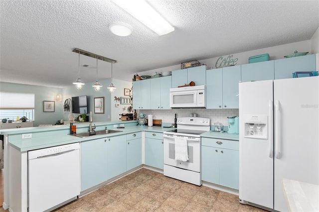 412 HILDALGO DRIVE, The Villages, FL 32159