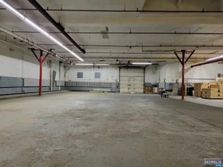 390 Railroad Avenue, Hackensack, NJ 07601