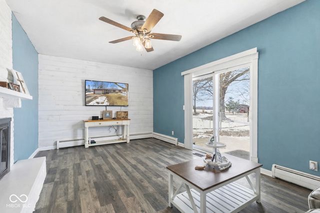 8847 S State Road 109, Markleville, IN 46056