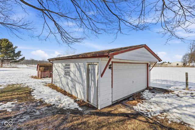 8847 S State Road 109, Markleville, IN 46056