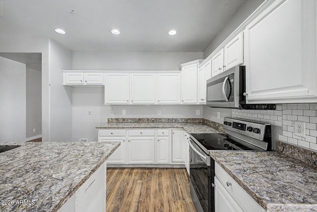 6520 W RANGE MULE Drive, Phoenix, AZ 85083