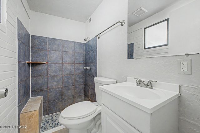 6633 E Mary Drive, Tucson, AZ 85730