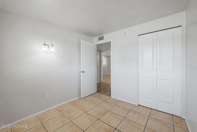 6633 E Mary Drive, Tucson, AZ 85730