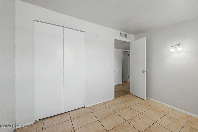 6633 E Mary Drive, Tucson, AZ 85730