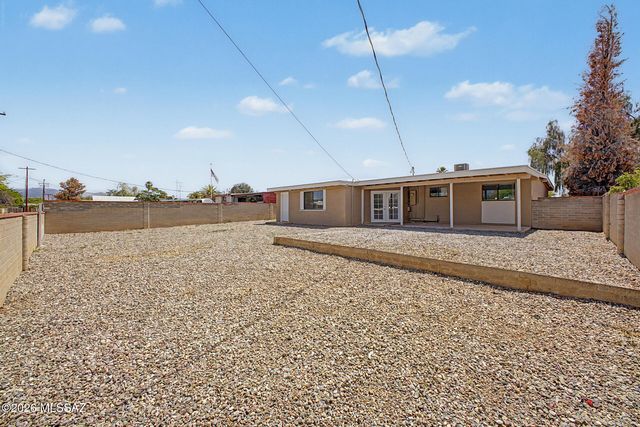 6633 E Mary Drive, Tucson, AZ 85730