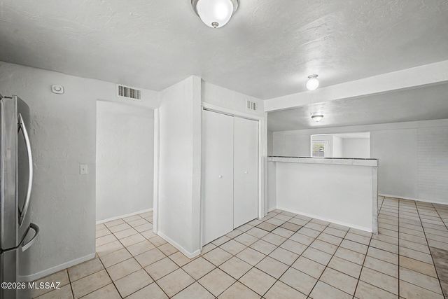 6633 E Mary Drive, Tucson, AZ 85730