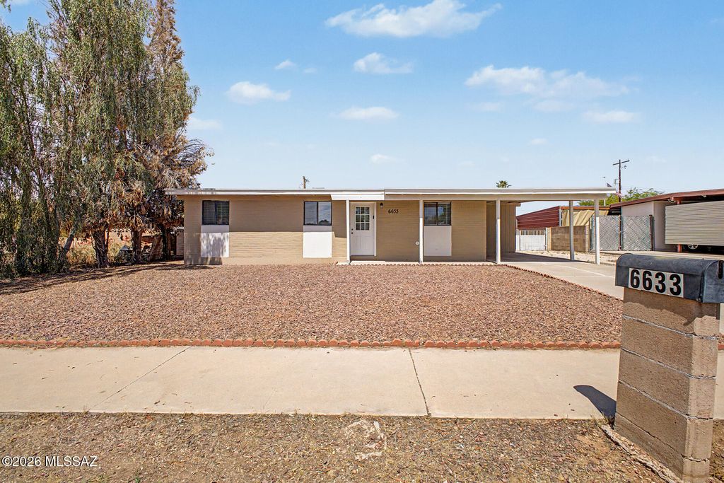 6633 E Mary Drive, Tucson, AZ 85730