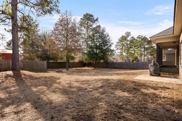 303 Armadale Drive, Kathleen, GA 31047