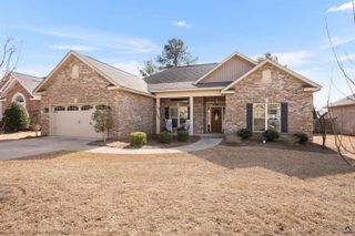 303 Armadale Drive, Kathleen, GA 31047