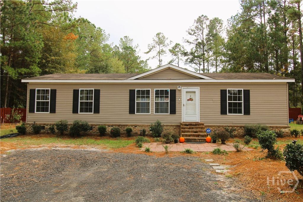 1724 Brook Run, Register, GA 30452