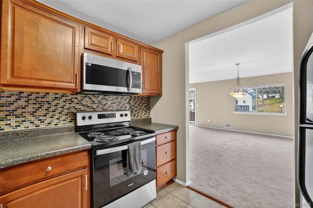 130G Columbia Court, Yorktown Heights, NY 10598