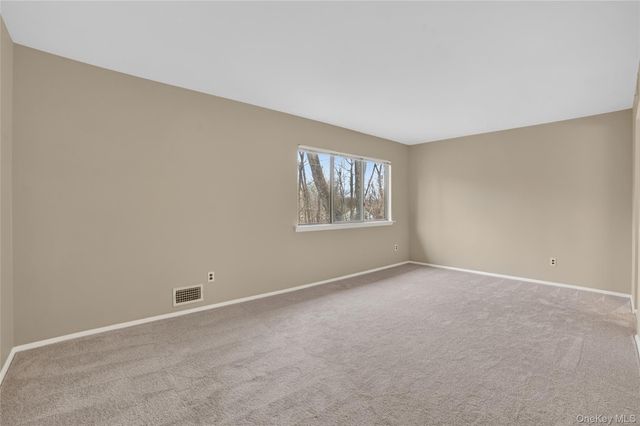 130G Columbia Court, Yorktown Heights, NY 10598