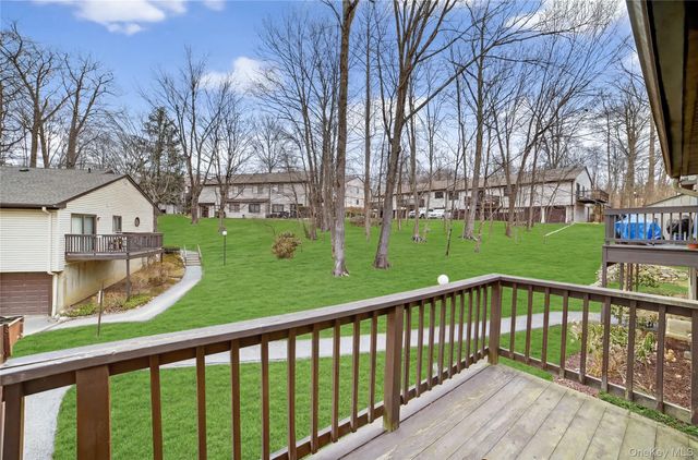 130G Columbia Court, Yorktown Heights, NY 10598