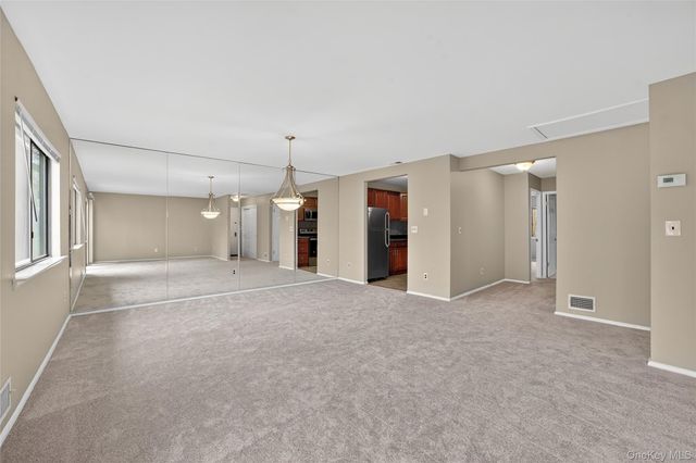 130G Columbia Court, Yorktown Heights, NY 10598