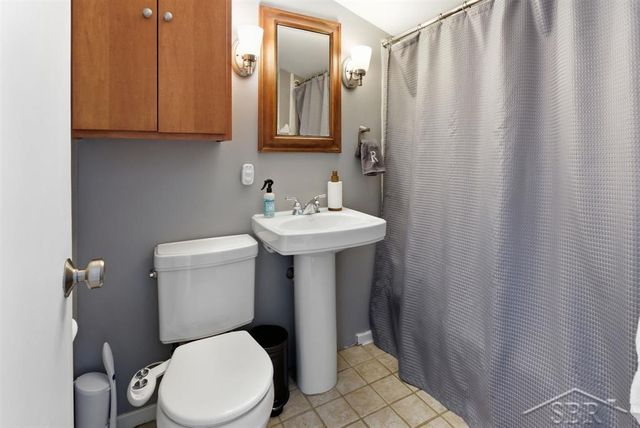 2627 E Stewart Road, Midland Twp, MI 48640