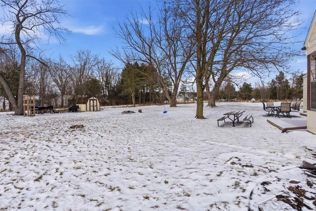 2627 E Stewart Road, Midland Twp, MI 48640