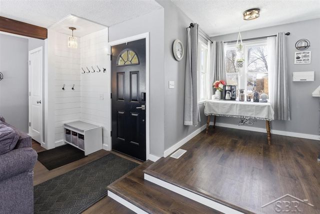 2627 E Stewart Road, Midland Twp, MI 48640