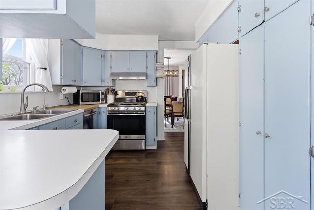 2627 E Stewart Road, Midland Twp, MI 48640