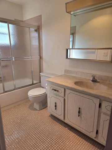 5042 Lakefront Boulevard A, Delray Beach, FL 33484