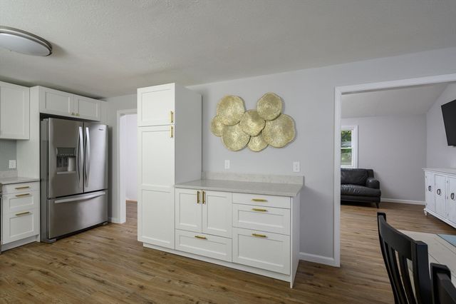 24 Elizabeth Rd, Milford, MA 01757
