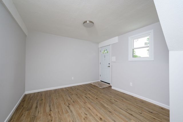 24 Elizabeth Rd, Milford, MA 01757