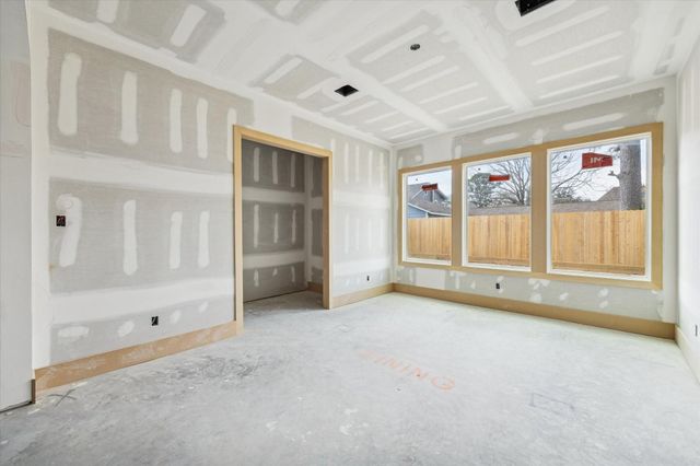 1514 Chantilly Lane, Houston, TX 77018