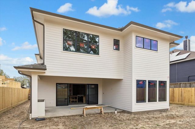 1514 Chantilly Lane, Houston, TX 77018